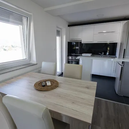 Luxury Ranch Villa Ripac